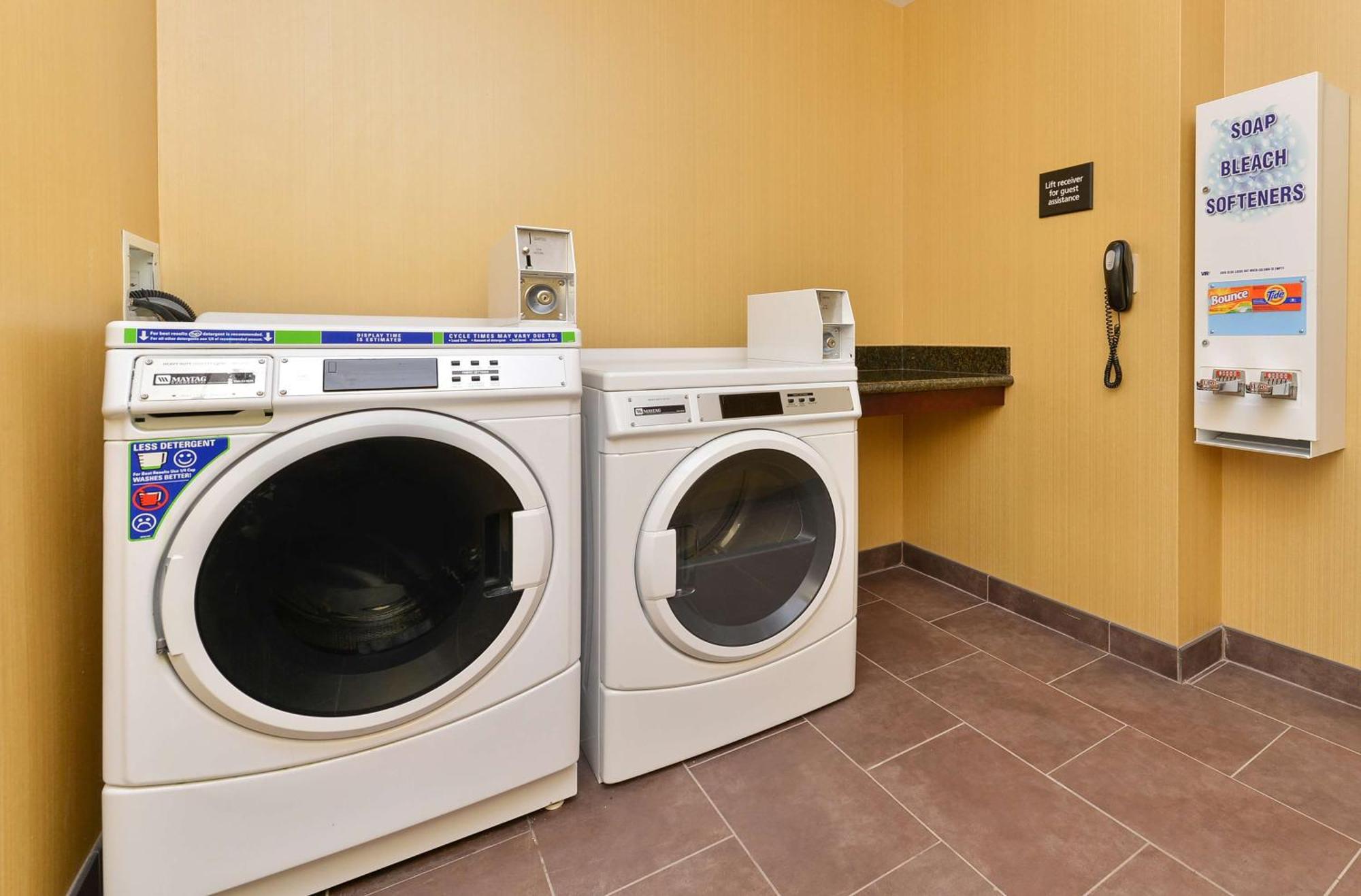 Hampton Inn Ottumwa Экстерьер фото