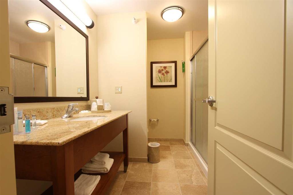 Hampton Inn Ottumwa Номер фото