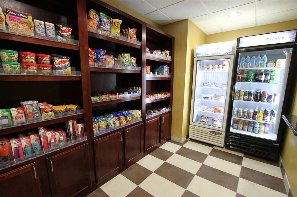 Hampton Inn Ottumwa Номер фото