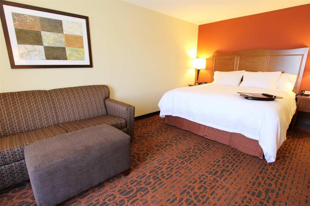Hampton Inn Ottumwa Номер фото
